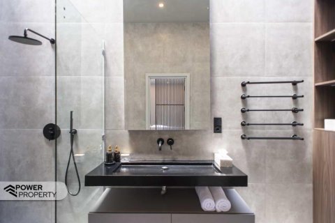 Вилла с 11 спальнями в Тампаксиринг, Гианьяр, (9778) 27