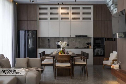 Вилла с 11 спальнями в Тампаксиринг, Гианьяр, (9778) 14