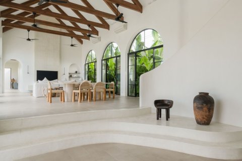 3 bedrooms Villa in Kerobokan, Badung, Bali (15698)