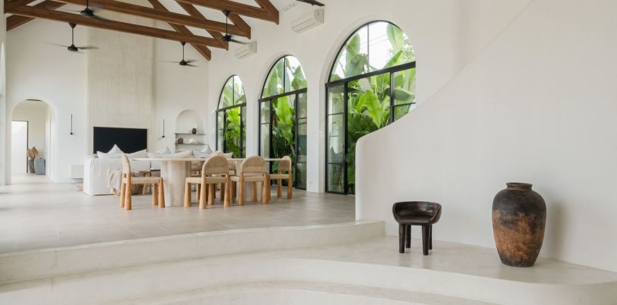 3 bedrooms Villa in Kerobokan, Badung, Bali (15698)