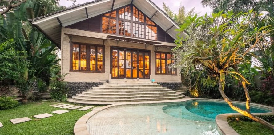 6 bedrooms Loft in Ubud, Gianyar, Bali (15699)