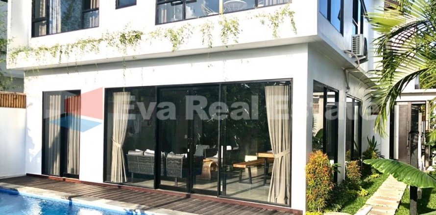 3 bedrooms Villa in Tibubeneng, Badung, Bali (2506)