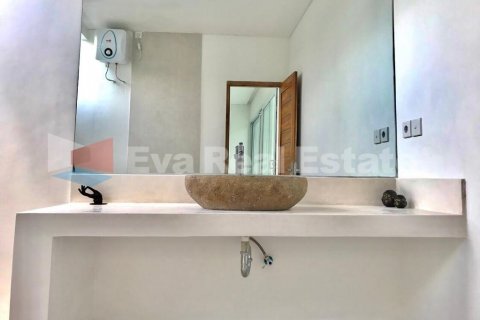 2 bedrooms Villa in Tumbak Bayuh, Mengwi, Badung, Bali (2507) 8