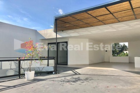 3 bedrooms Villa in Tumbak Bayuh, Mengwi, Badung, Bali (2508) 11