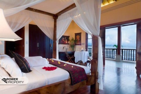 5 bedrooms Villa in Gianyar,  (1033) 1