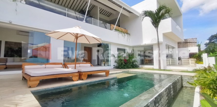 3 bedrooms Villa in Pererenan, Mengwi, Badung, Bali (2433)