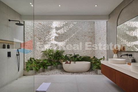 5 bedrooms Villa in Pererenan, Mengwi, Badung, Bali (14785) 10