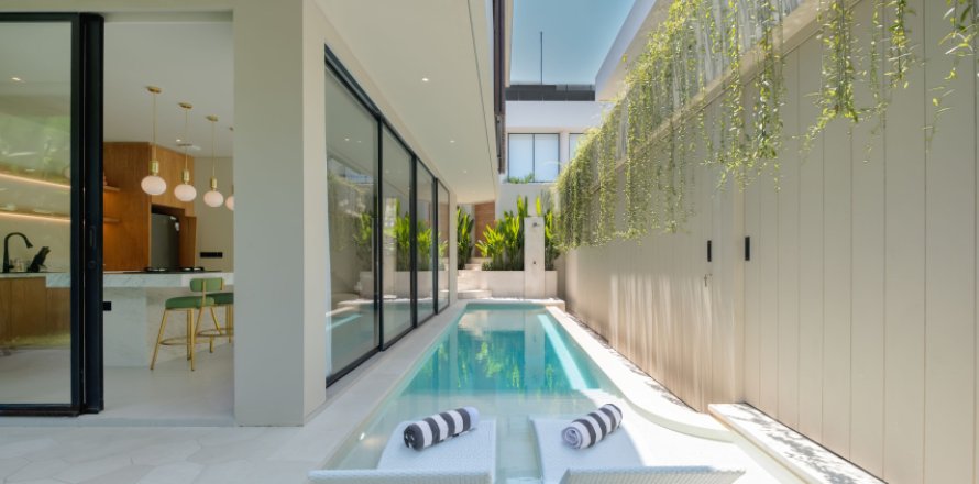 4 bedrooms Villa in Canggu, Badung, Bali (15845)