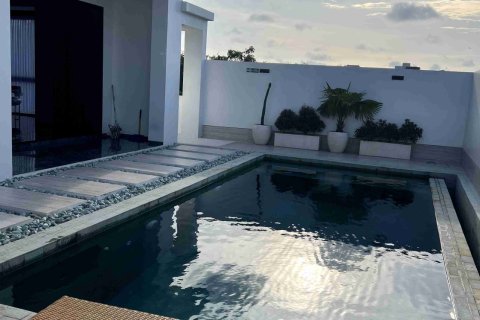 Вилла с 3 спальнями в Джимбаран, Бадунг,  (9710) 24