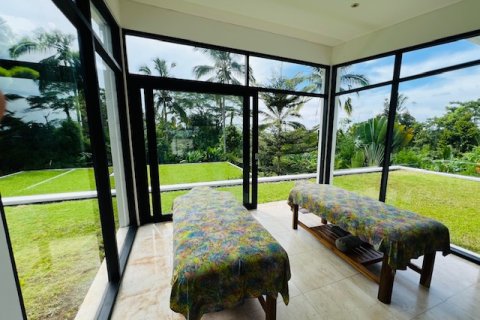 Вилла с 6 спальнями в Убуд, Гианьяр,  (9712) 4