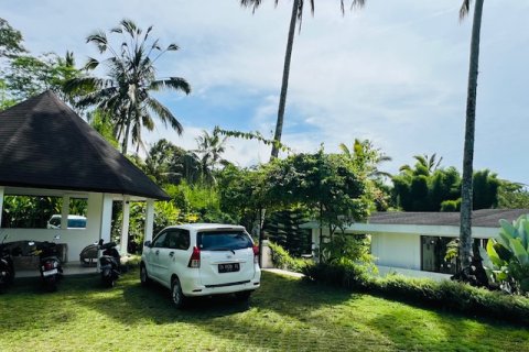 Вилла с 6 спальнями в Убуд, Гианьяр,  (9712) 2