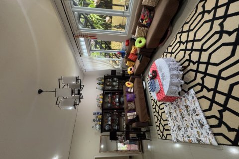 Дом с 6 спальнями в Джимбаран, Бадунг,  (9709) 17