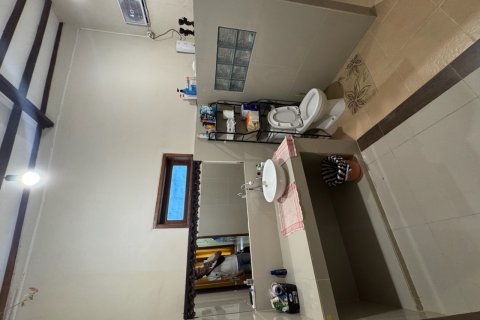 Дом с 6 спальнями в Джимбаран, Бадунг,  (9709) 7