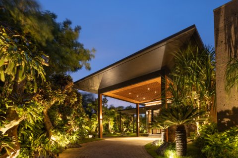 Вилла с 7 спальнями в Южная Кута, Бадунг,  (2264) 27