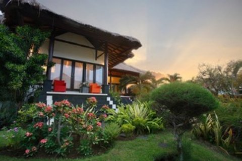 6 bedrooms Villa in Gianyar,  (9412) 3