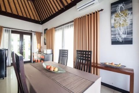 6 bedrooms Villa in Gianyar,  (9412) 11