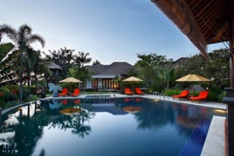 6 bedrooms Villa in Gianyar,  (9412) 27