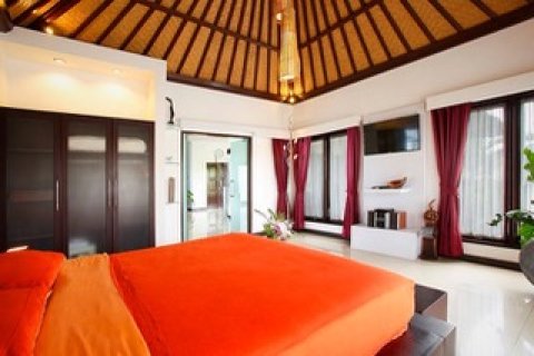 6 bedrooms Villa in Gianyar,  (9412) 12