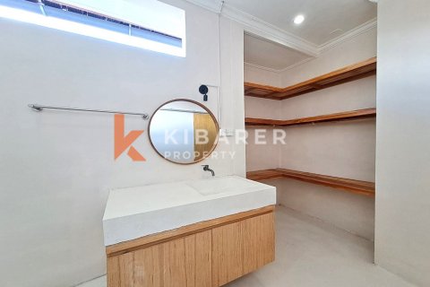4 bedrooms Villa in Seminyak, Badung, Bali (14070) 19
