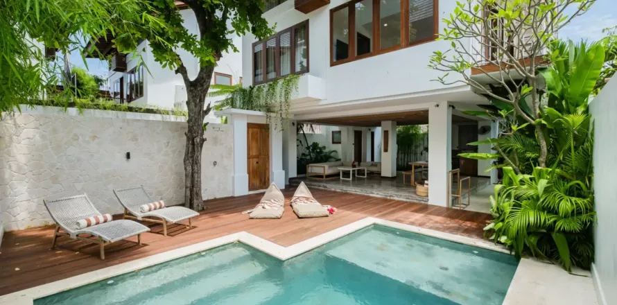 3 bedrooms Villa in Kuta, Badung, Bali (11127)