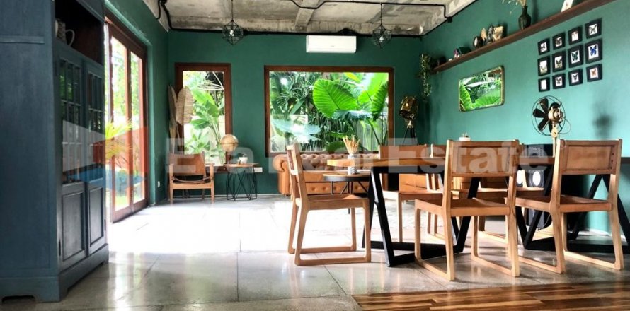 4 bedrooms Villa in Tumbak Bayuh, Mengwi, Badung, Bali (2529)