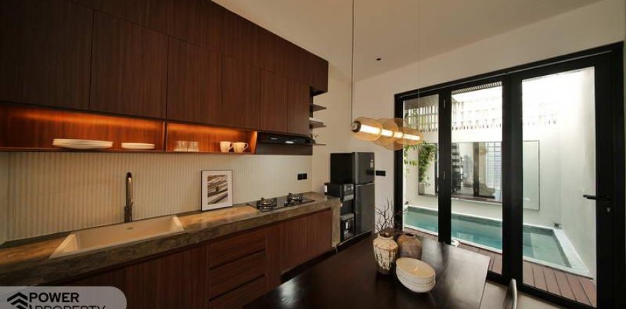 Вилла с 1 спальней в Чангу, Бадунг,  (10035)