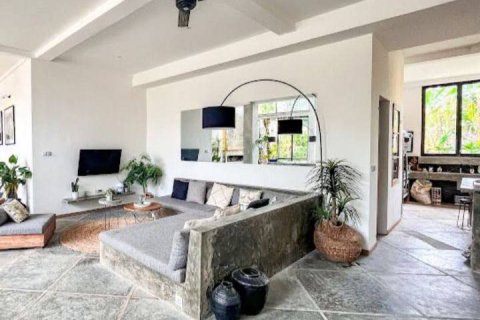 4 bedrooms Villa in Canggu, Badung, Bali (14848) 2