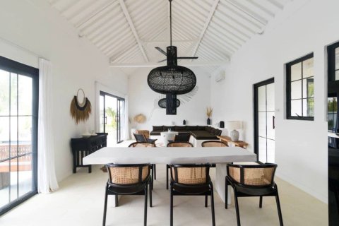 4 bedrooms Villa in Canggu, Badung, Bali (14846) 3