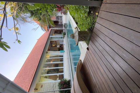 Вилла с 4 спальнями в Далунг, Бадунг,  (9334) 11