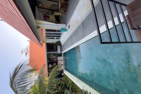 Вилла с 4 спальнями в Далунг, Бадунг,  (9334) 12