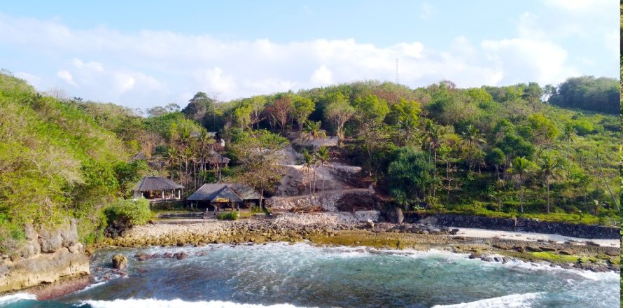 Земельный участок в Нуса Ченинган, Клунгкунг,  (9332)