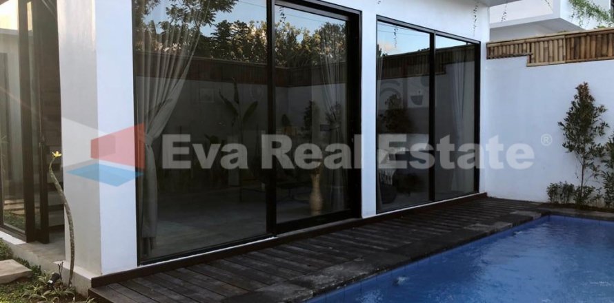 2 bedrooms Villa in Tibubeneng, Badung, Bali (2505)