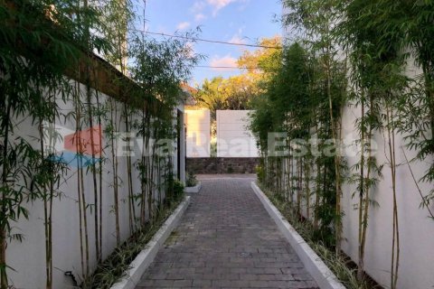 2 bedrooms Villa in Tibubeneng, Badung, Bali (2505) 19
