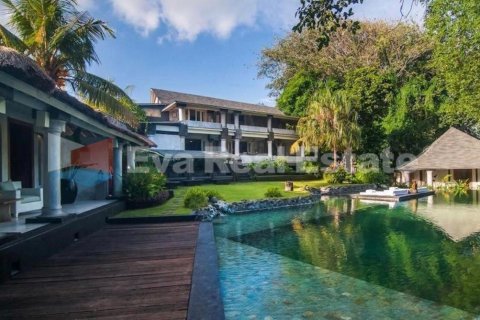 5 bedrooms Villa in Munggu, Mengwi, Badung, Bali (2501)