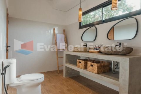 3 bedrooms Villa in Kerobokan, Badung, Bali (2376) 14
