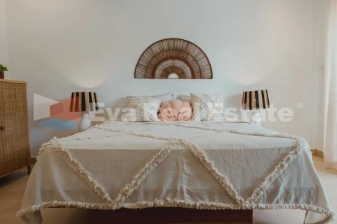 3 bedrooms Villa in Kerobokan, Badung, Bali (2376) 16