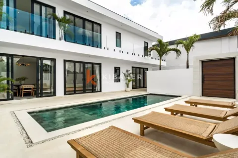 4 bedrooms Villa in Badung, Bali (13932)