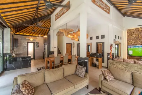 4 bedrooms Villa in Seminyak, Badung, Bali (13938) 11