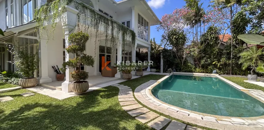 4 bedrooms Villa in Kerobokan, Badung, Bali (13934)