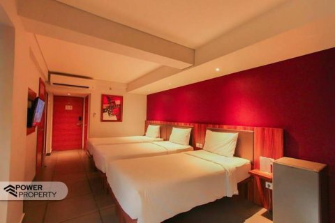 Отель, гостиница с 115 спальнями в Кута, Бадунг,  (9286) 8