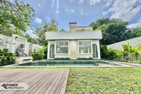 Вилла с 3 спальнями в Джимбаран, Бадунг,  (9252) 30