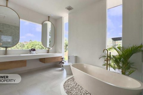 Вилла с 3 спальнями в Джимбаран, Бадунг,  (9252) 24