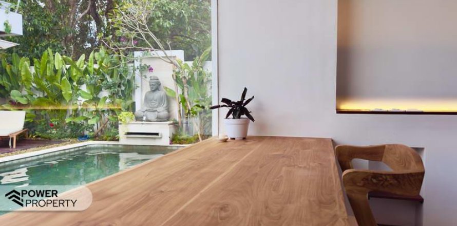 Вилла с 3 спальнями в Джимбаран, Бадунг,  (9252)