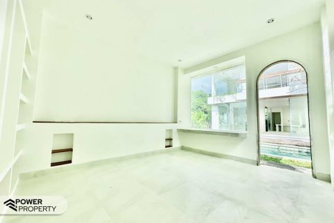 Вилла с 3 спальнями в Джимбаран, Бадунг,  (9252) 4