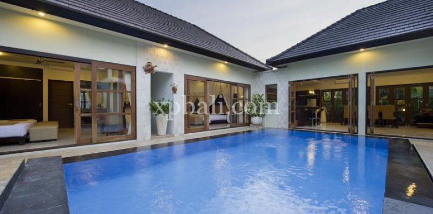 Вилла с 11 спальнями в Семиньяк, Бадунг, (9283)