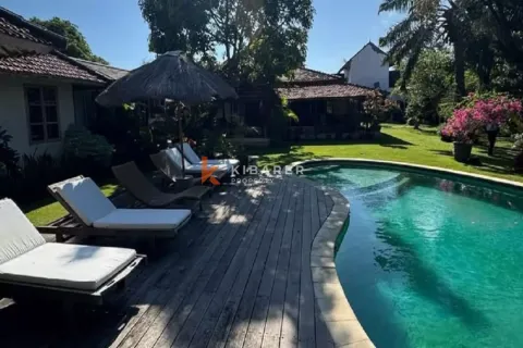 5 bedrooms Villa in Kerobokan, Badung, Bali (12928)