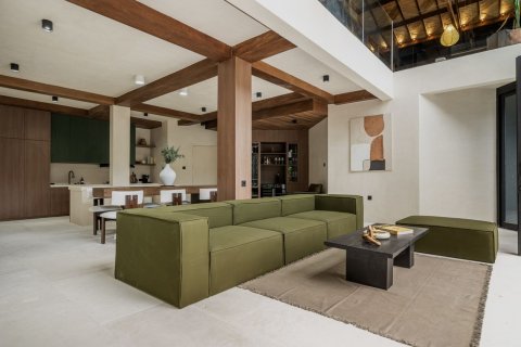 5 bedrooms Villa in Seminyak, Badung, Bali (15777)