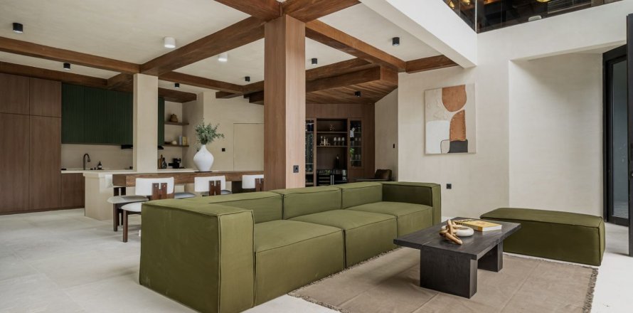 5 bedrooms Villa in Seminyak, Badung, Bali (15777)