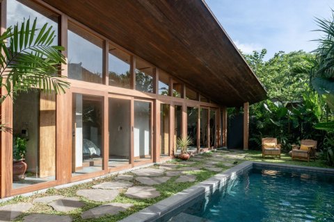 4 bedrooms House in Pecatu, Badung, Bali (15778)