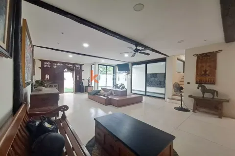 5 bedrooms Villa in Kerobokan, Badung, Bali (13191) 11
